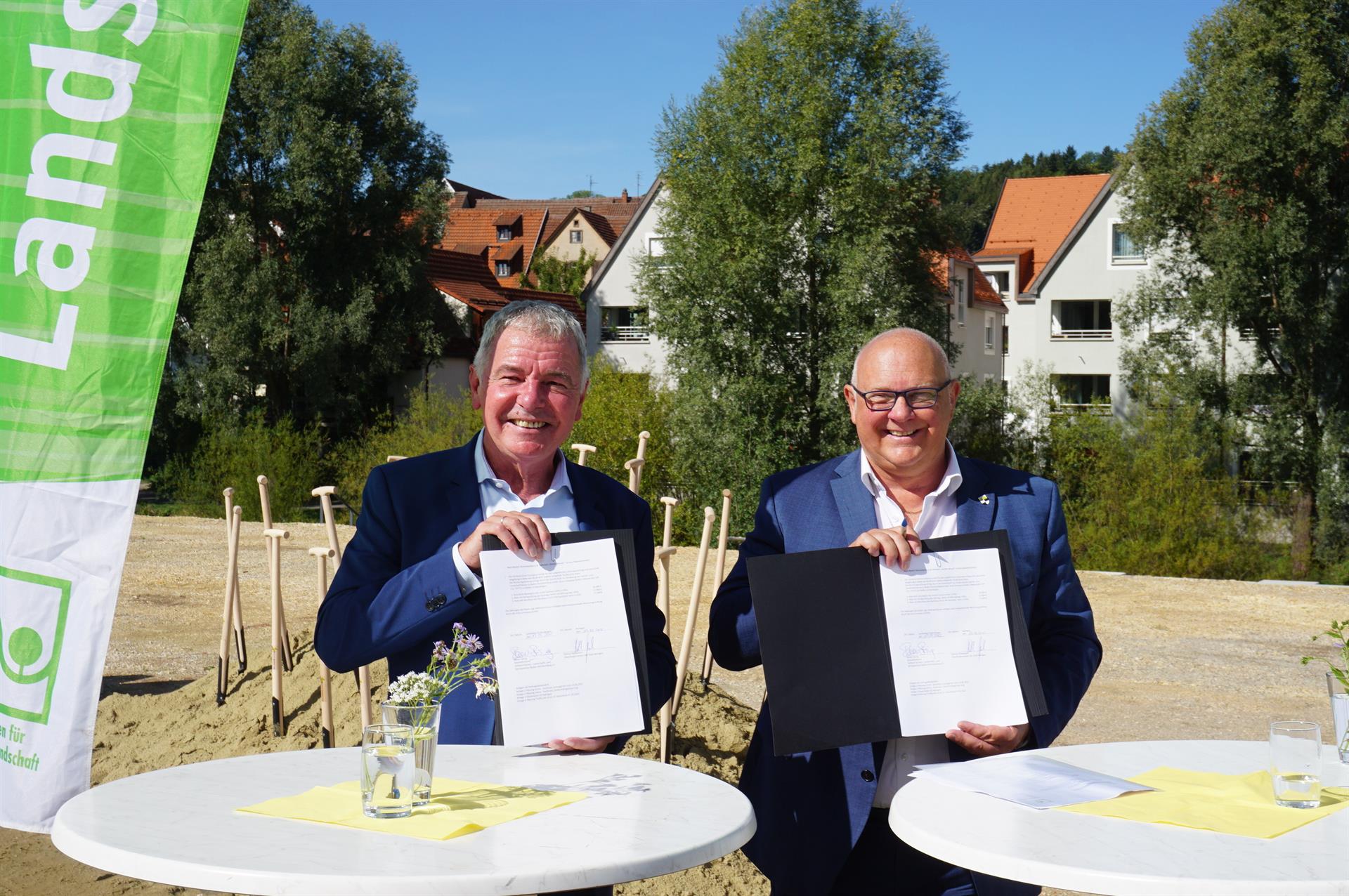 Mitgliedsbetriebe des Verbands Garten-, Landschafts-, und Sportplatzbau Baden-Württemberg e.V. bauen acht Schaugärten auf der Gartenschau Balingen 2023