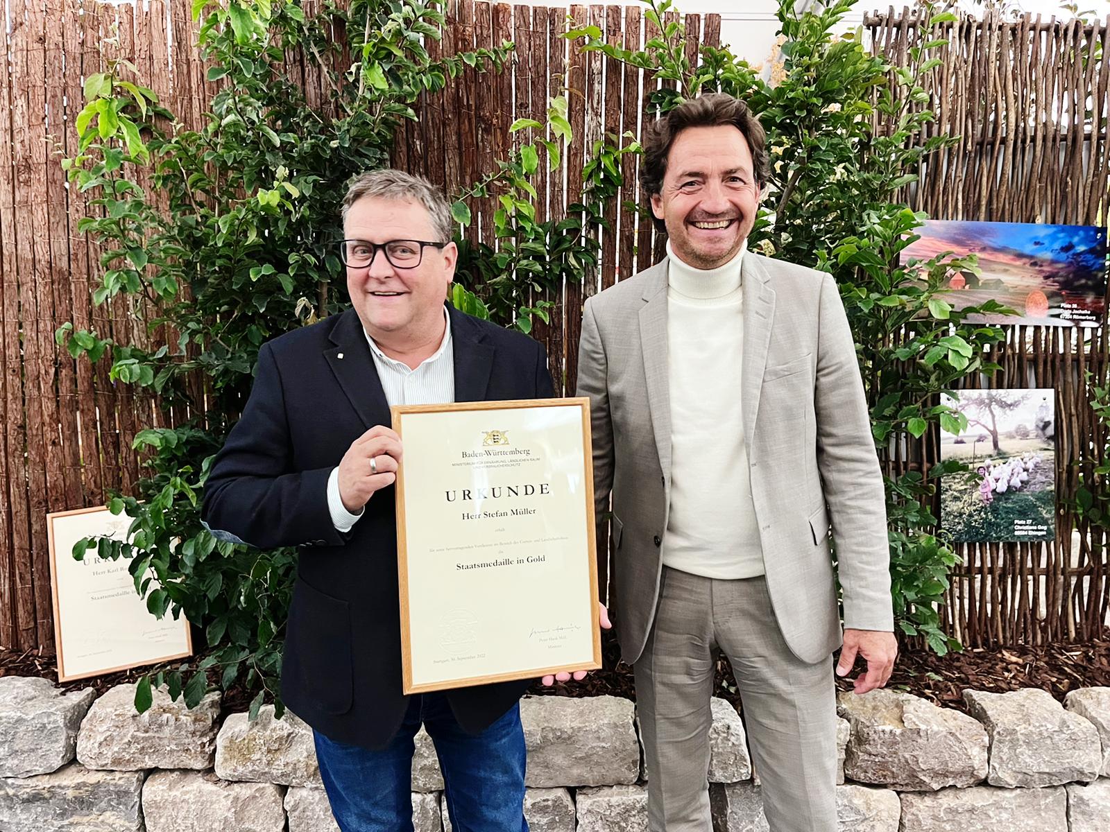 Staatsmedaille in Gold an Stefan Müller verliehen