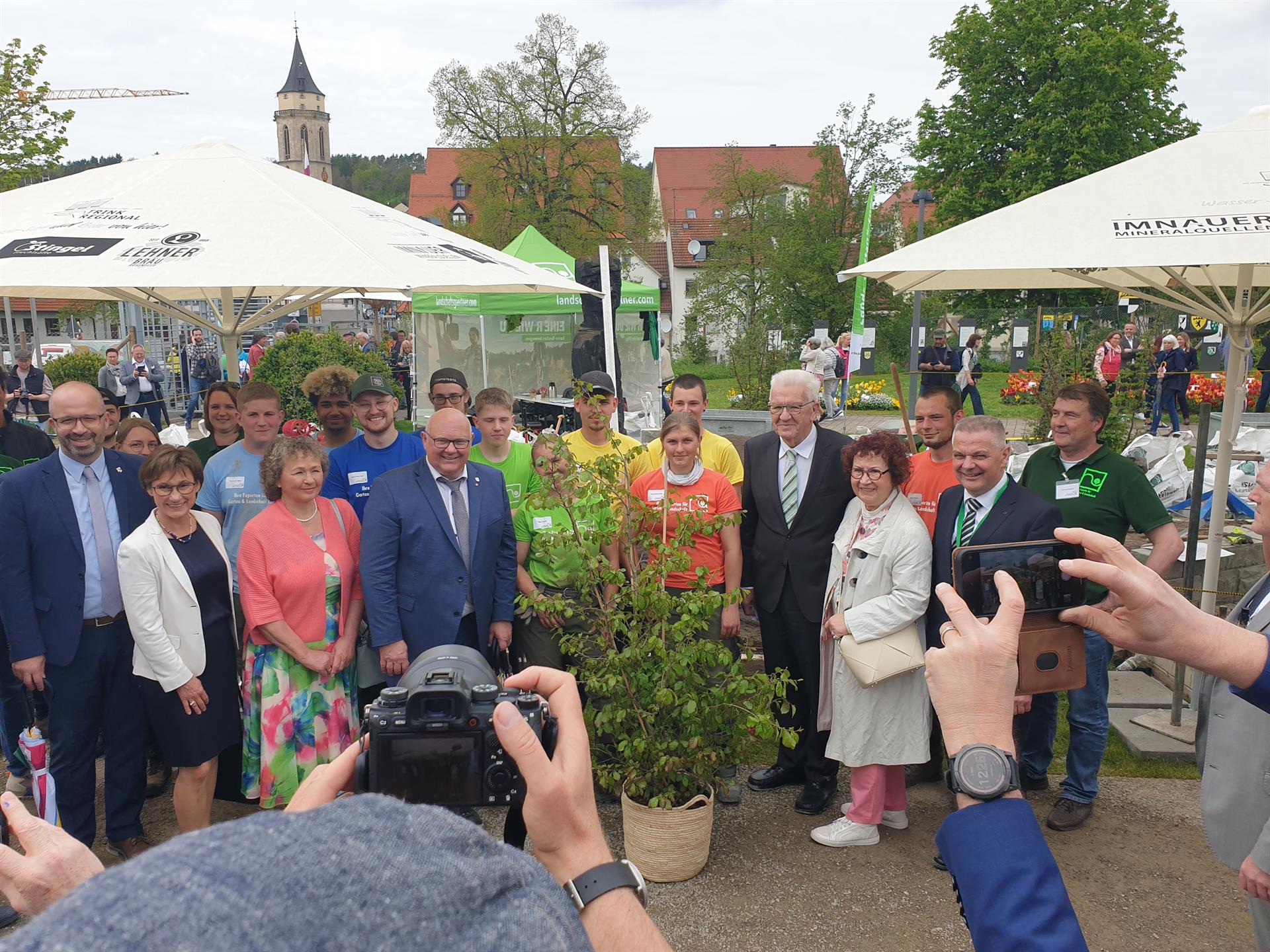„GaLaBau-trifft-Politik“ auf der Gartenschau Balingen